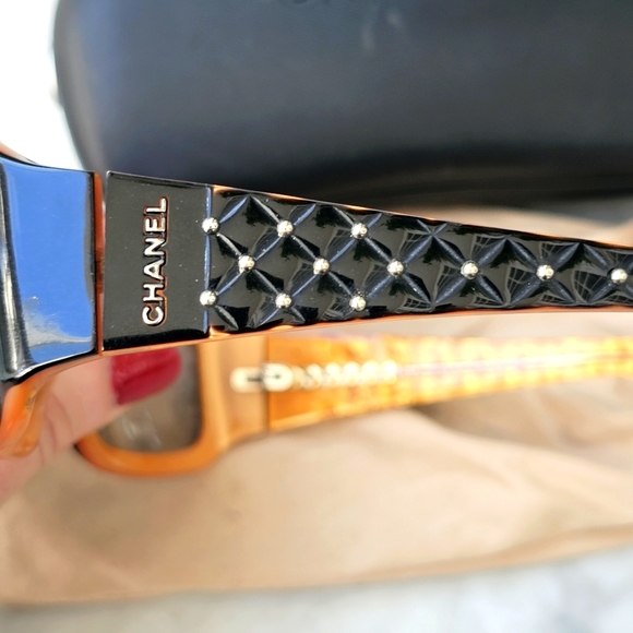 Chanel Sunglasses - Picture 2 of 9